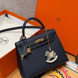 Classic Hermes Bag: A Stylish and Versatile Choice for Elegance